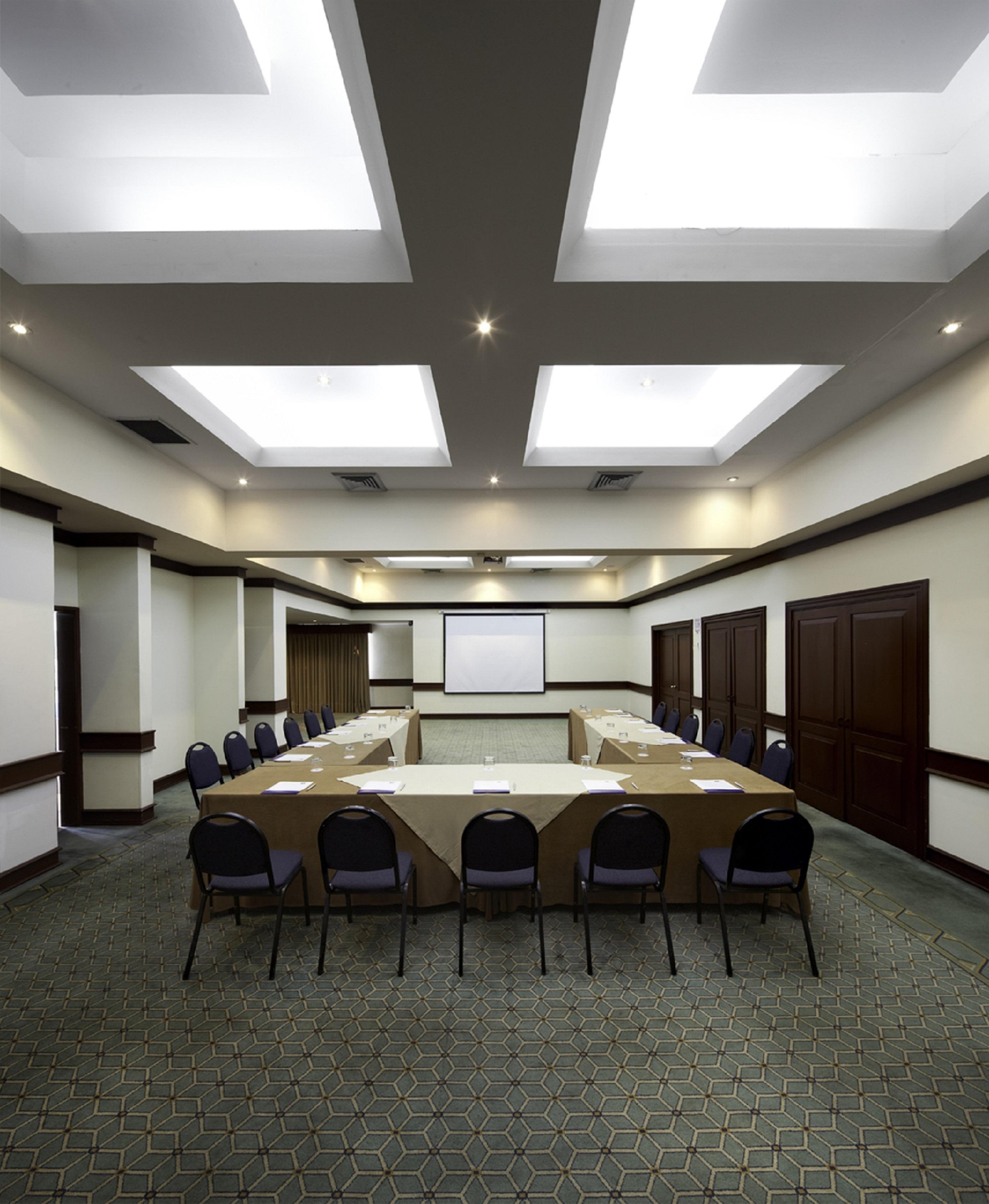 Hotel Estelar Altamira Ibagué Extérieur photo Meeting room