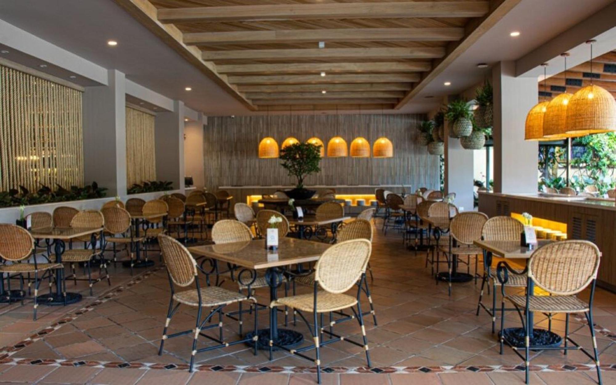 Hotel Estelar Altamira Ibagué Extérieur photo Interior of a typical restaurant in the city